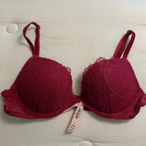 6 piece Victoria’s Secret Padded Push-up Bras - Picture 1 of 6